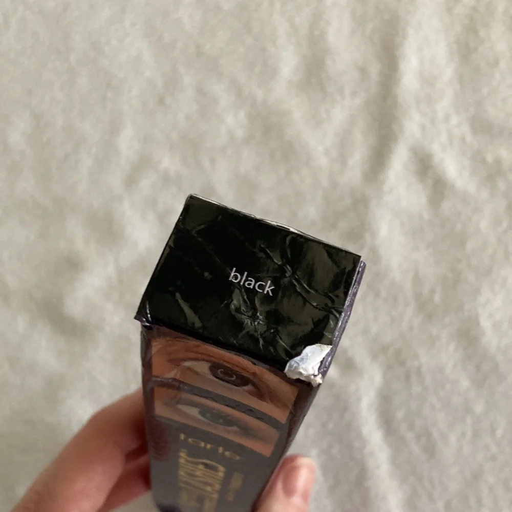 NEW Tarte Lights, Camera, Lashes 4-in-1 Mascara Black Volume NIB *Box Damaged